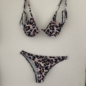 Leopard swimsuit 💜